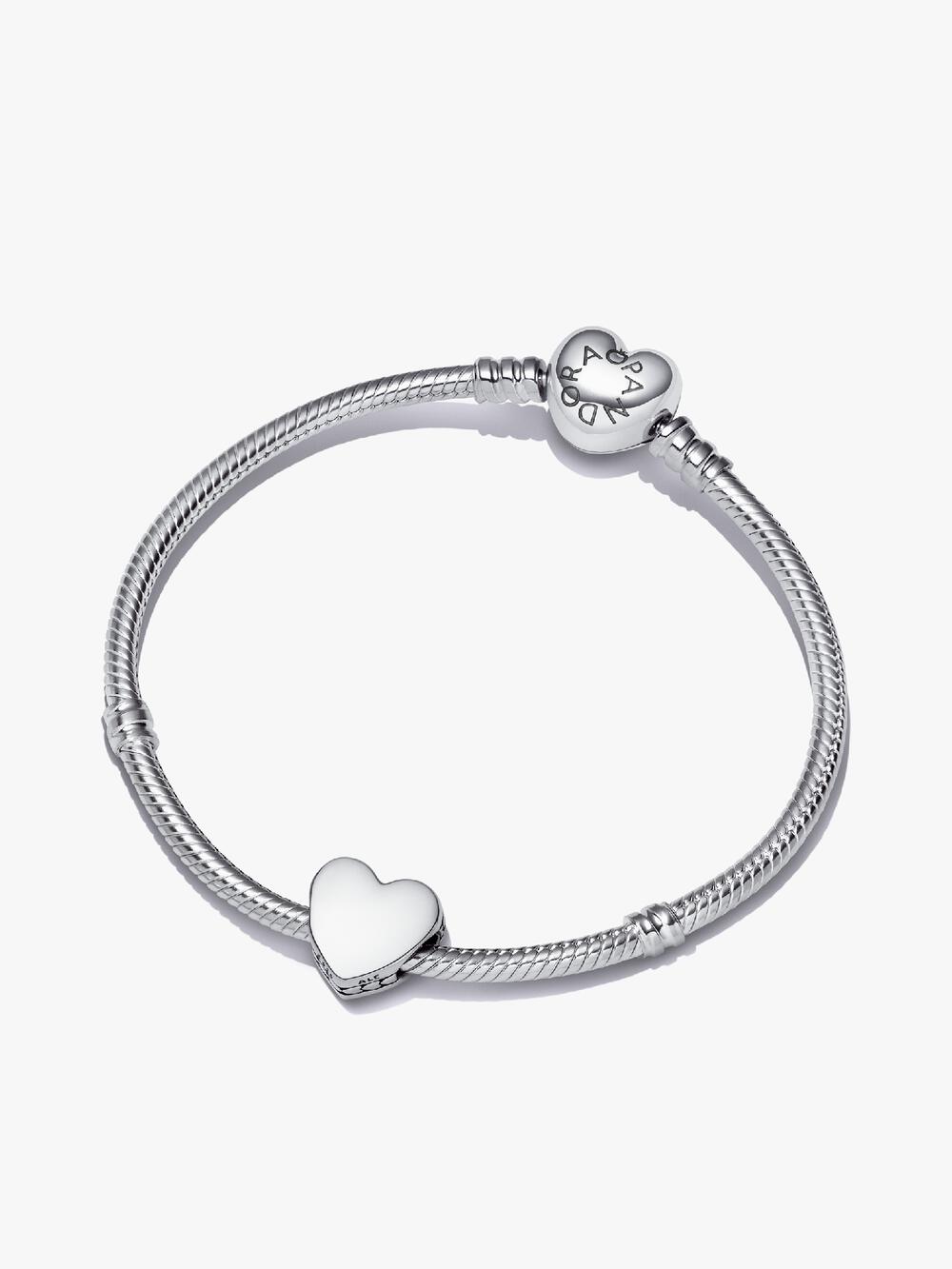 2026 Pink Graduation Charm Bracelet Set